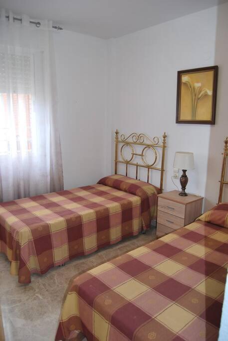 Bonito Piso Cerca De La Estacion Apartamento Córdova Exterior foto